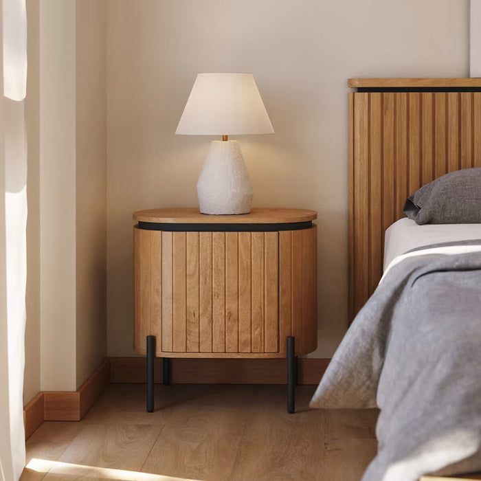 Kave Home Nachtkastje Licia Mangohout, Met 1 deur - Naturel - Japandi