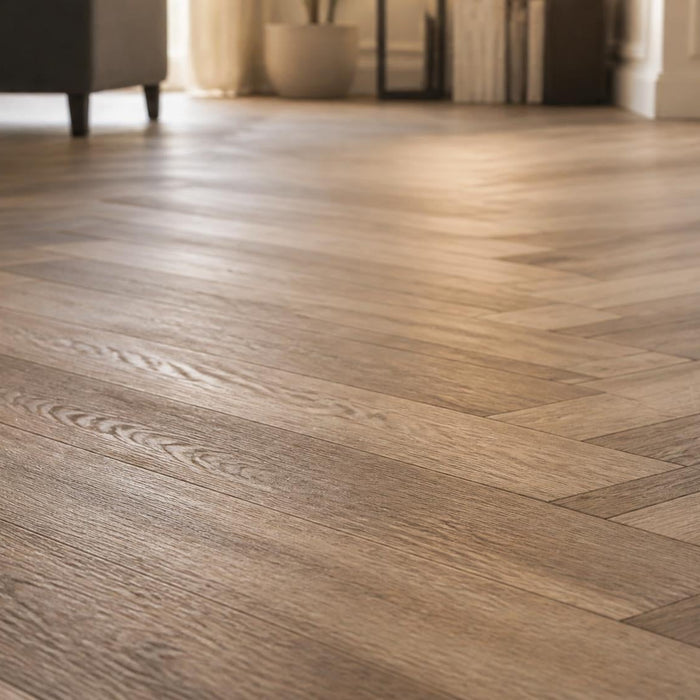 Close-up van een schoon visgraatpatroon met matte afwerking en natuurlijke houtstructuur