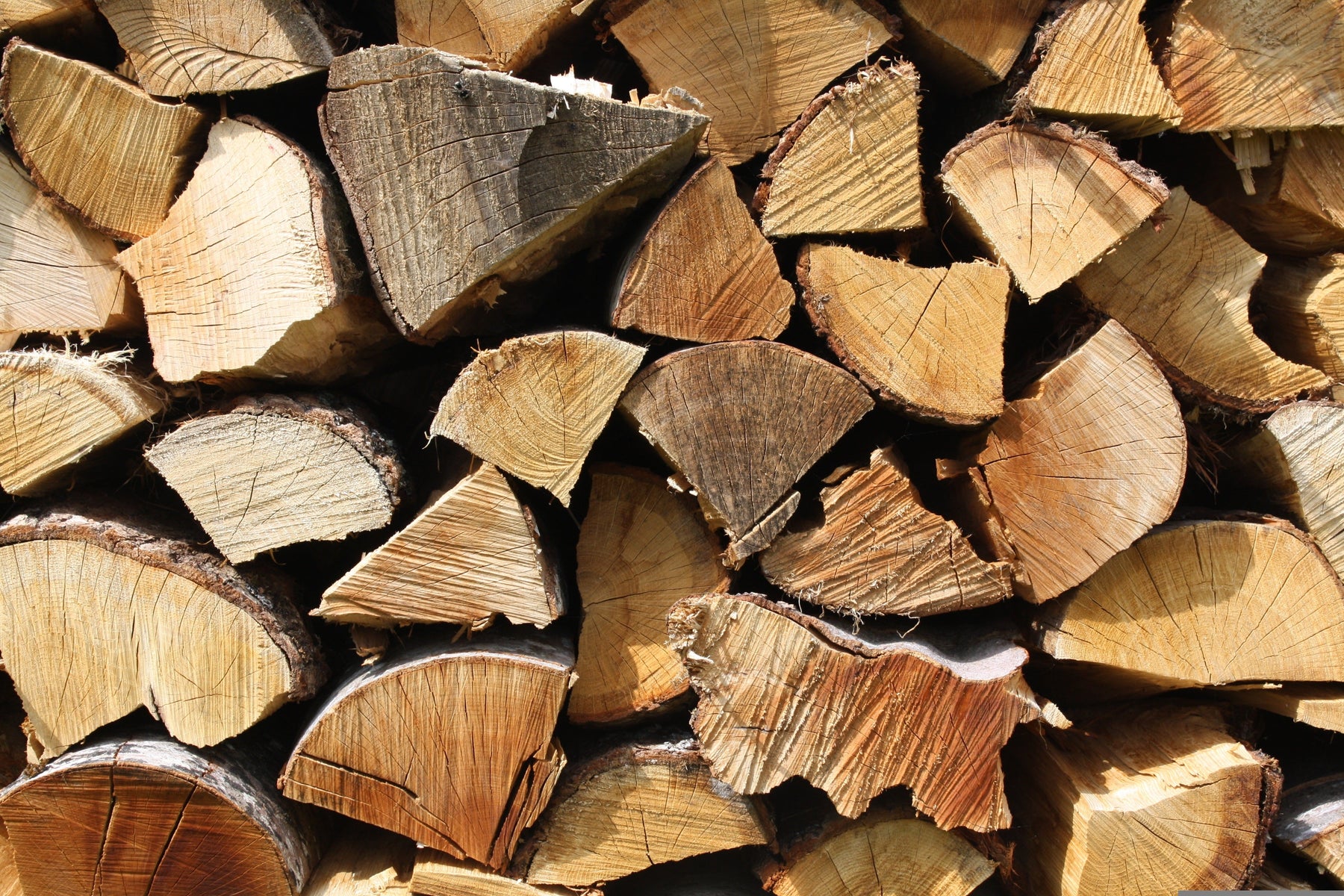 hout opslag houtkachel droog opbergen