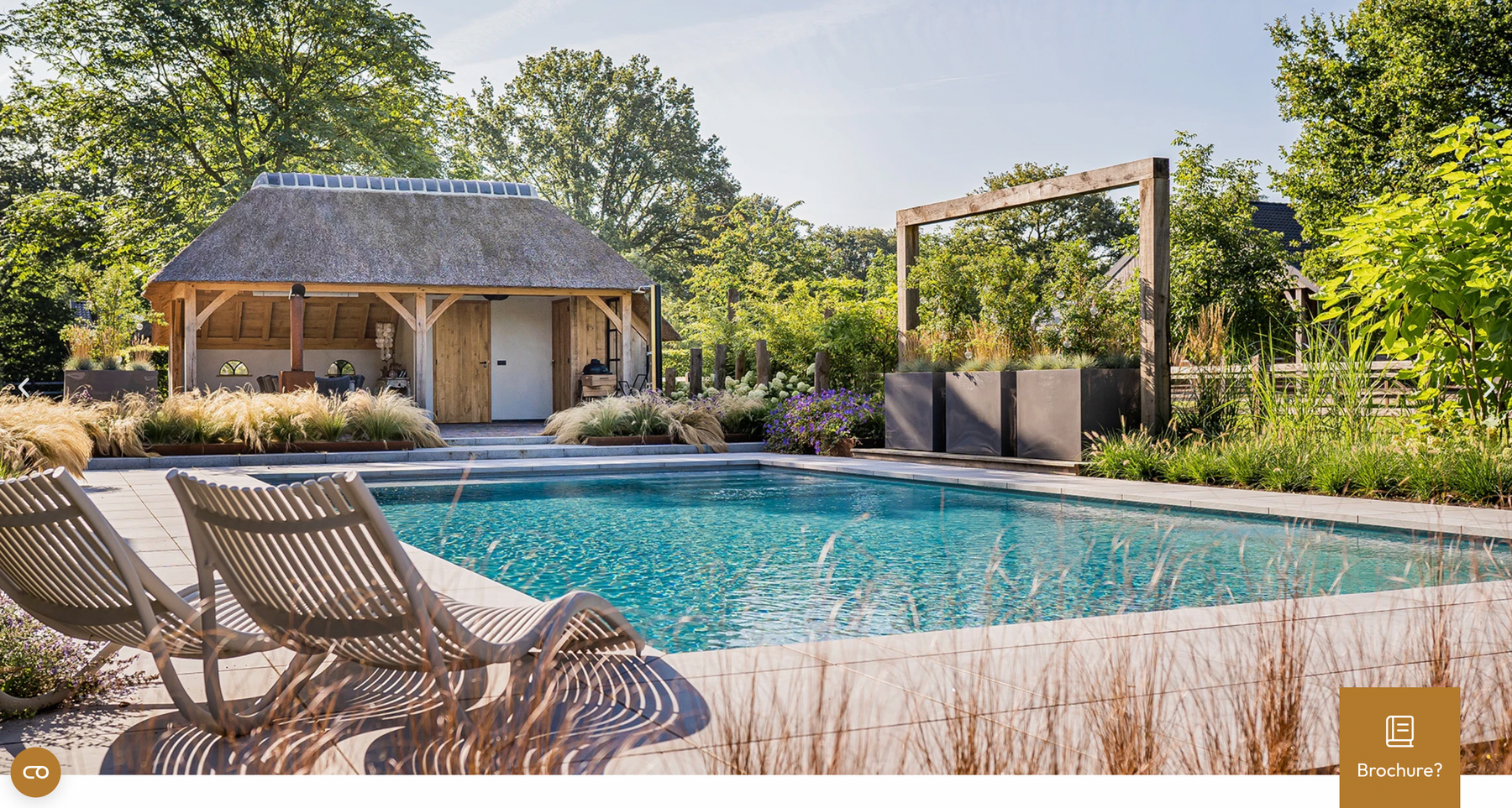 luxe poolhouse in tuin