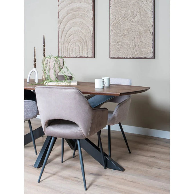 Houten eettafels