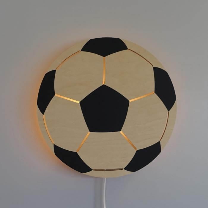 Houten wandlamp kinderkamer | Voetbal - blank zwart