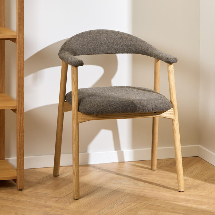 Bendt Eetkamerstoel Gerado Eikenhout en Bouclé - Taupe - Japandi - ThatLyfeStyle