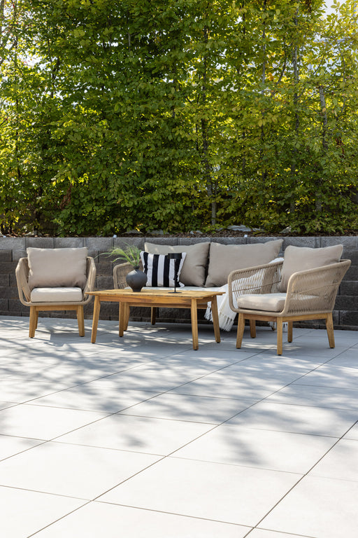 Nohr Loungeset Chandni Acaciahout, Met bank, tafel en 2 stoelen - Latte - ThatLyfeStyle