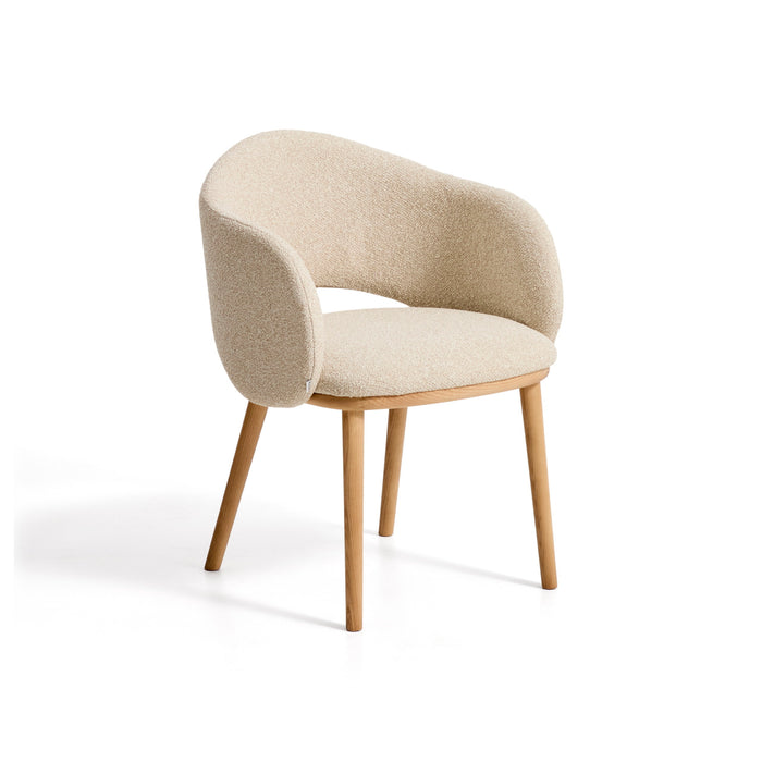 Kave Home Eetkamerstoel Maina Chenille en naturel essenhout - Beige