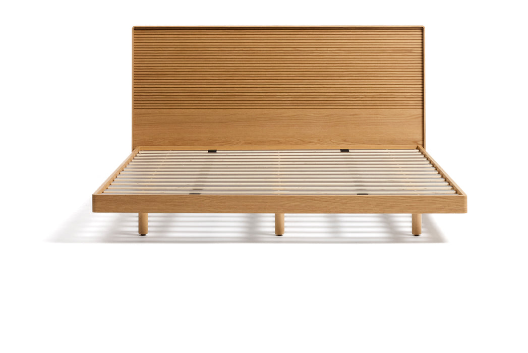 Kave Home Bed Norlen Incl. hoofdbord met LED-verlichting, Eikenfineer, 160 x 200cm - Naturel eiken