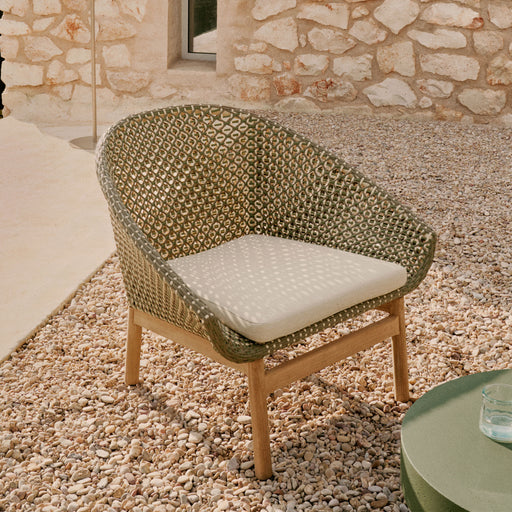 Kave Home Outdoor Fauteuil Olbia Rattan en Teakhout - Groen - ThatLyfeStyle