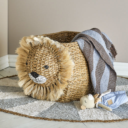 Bloomingville MINI Mand Harrison Leeuw, 36cm hoog - Naturel - ThatLyfeStyle