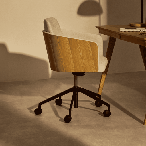 Kave Home Bureaustoel Madai Chenille en essen - Beige
