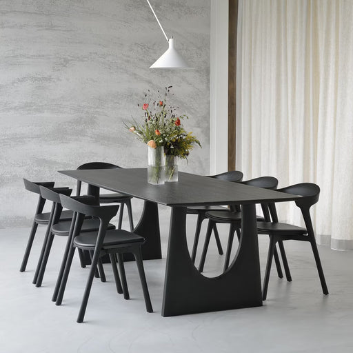 Ethnicraft Eettafel Geometric Gevernist Eikenhout - Zwart