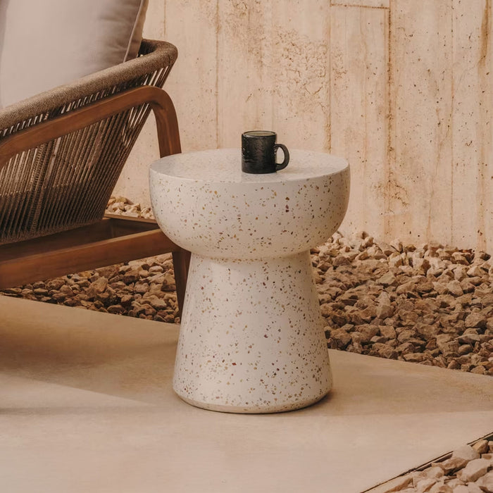 Kave Home Ronde Bijzettafel Pada Terrazzo, 40cm - Wit - ThatLyfeStyle