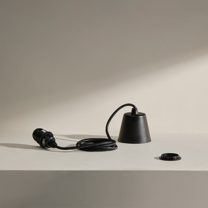 Kave Home Hanglampfitting Albir Voor buiten - Zwart