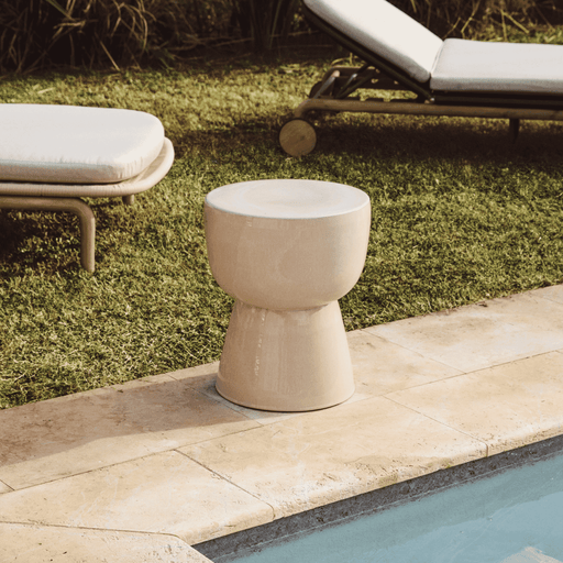 Kave Home Outdoor Bijzettafel Mesquida 36cm - Beige - ThatLyfeStyle