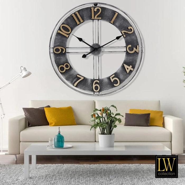 LW Collection wandklok Becka grijs zilver met gouden cijfers 60cm - grote industriële klok stil uurwerk - Moderne zwarte wandklok - Industrieel - Vintage - ThatLyfeStyle